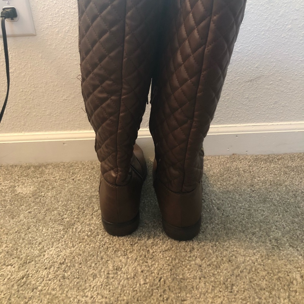Riding boots
